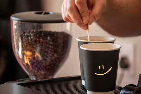 Руководство по размешиванию кофе: пищевые мешалки для кафе и брендов