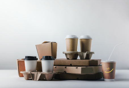 Почему бумажные контейнеры протекают, пахнут и размягчаются: причины и тесты контроля качества